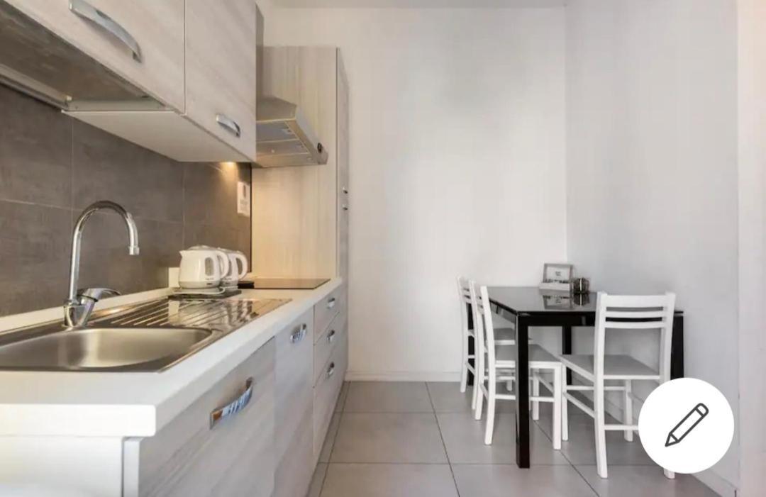 Es - Essential Solution & Emotion Stories Bed & Breakfast Verona Exterior foto